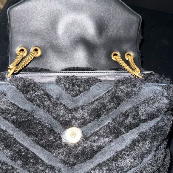 Brand new with dustbag Yves Saint Laurent Black Women's shoulder Bag LouLou - Picture 7 of 9